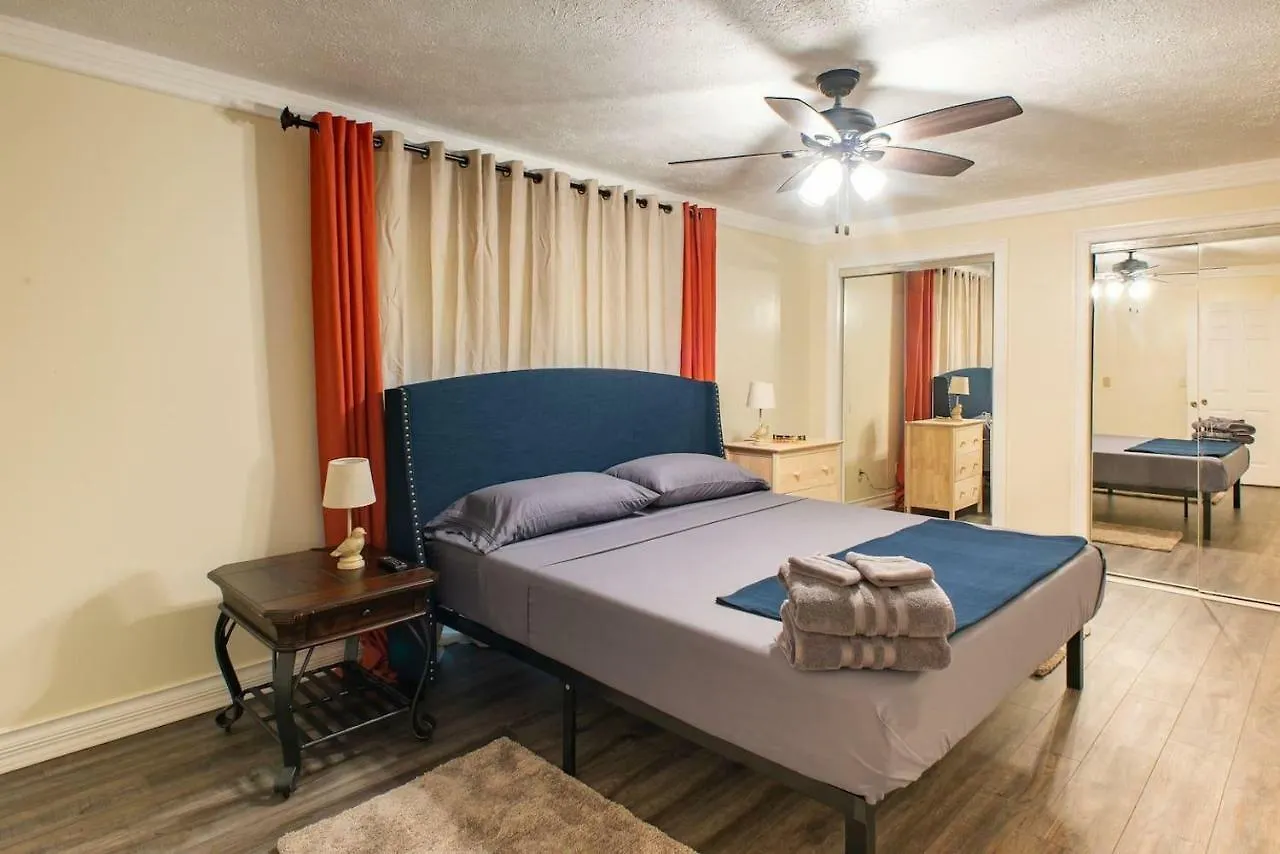 The Cozy House Villa Tampa 0*,